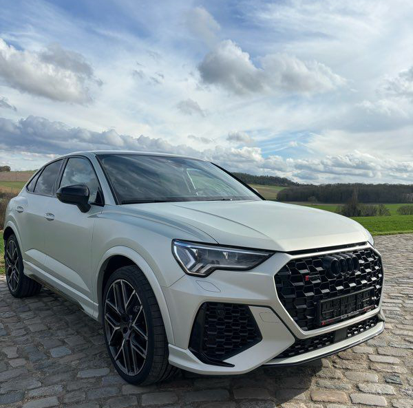 uploads/audi 1.jpg